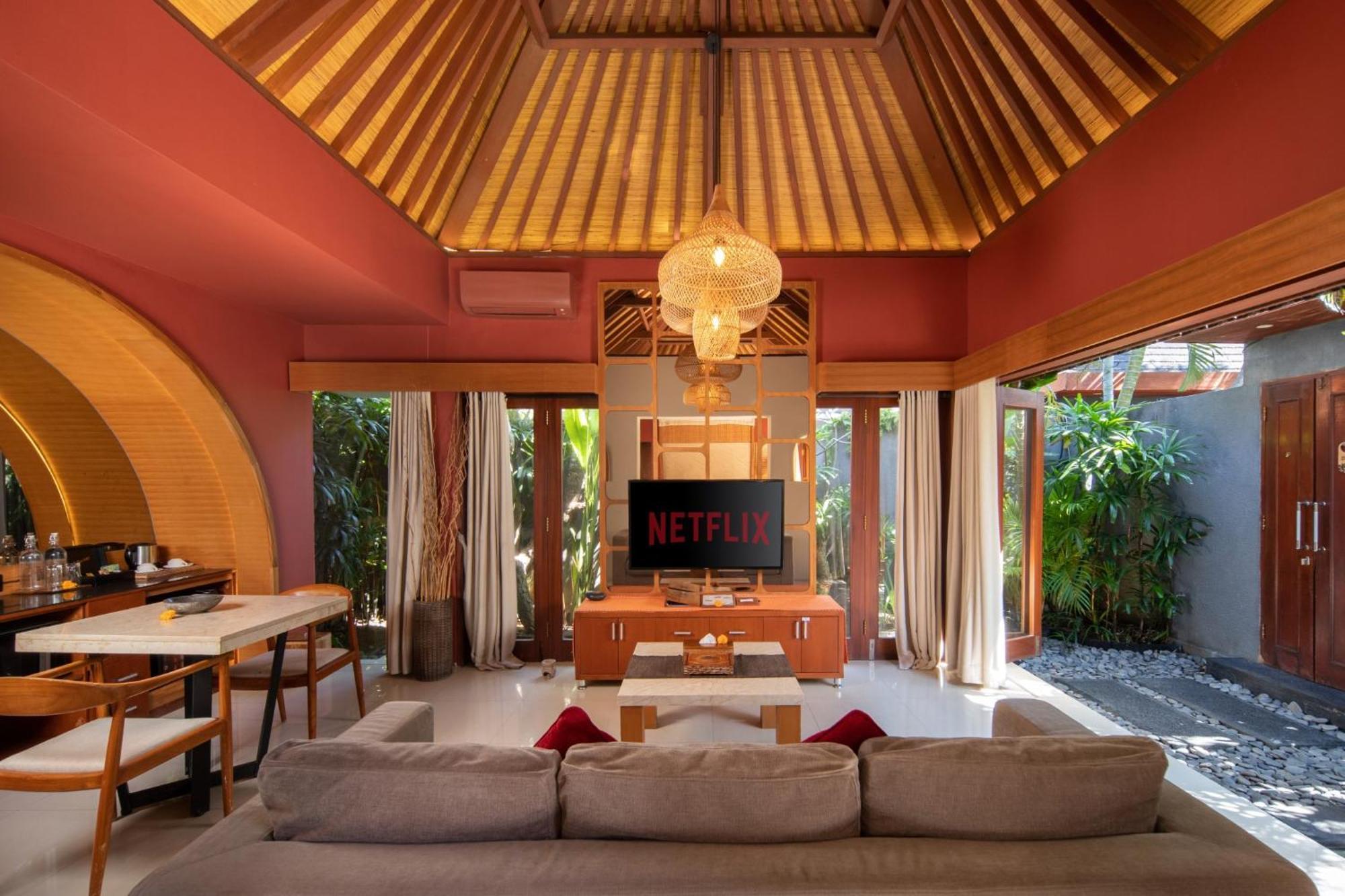Legian Seminyak Sanctuary Villa By Ini Vie Hospitality מראה חיצוני תמונה
