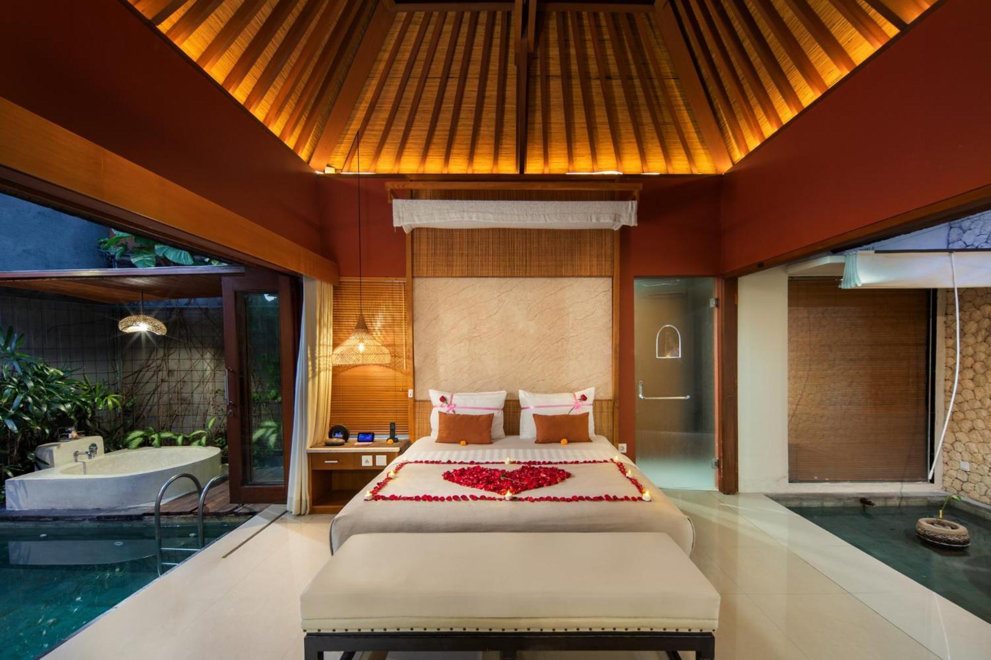 Legian Seminyak Sanctuary Villa By Ini Vie Hospitality מראה חיצוני תמונה