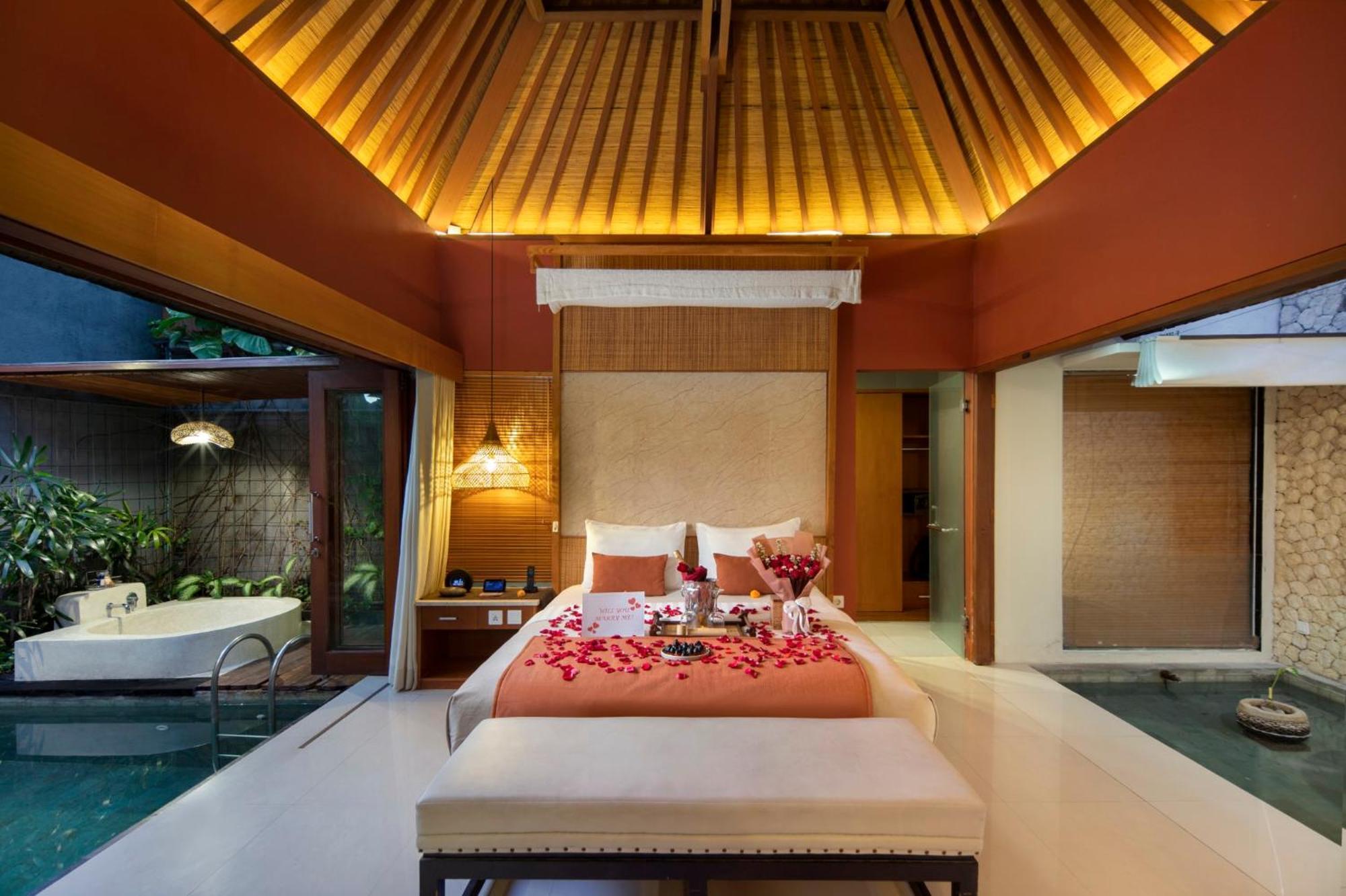 Legian Seminyak Sanctuary Villa By Ini Vie Hospitality מראה חיצוני תמונה